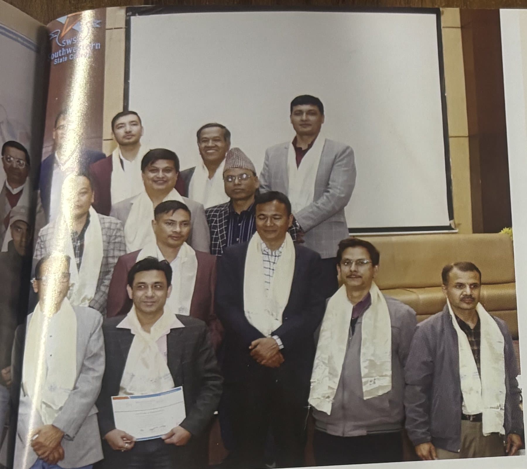 Participants of the data analytics workshop with certificates